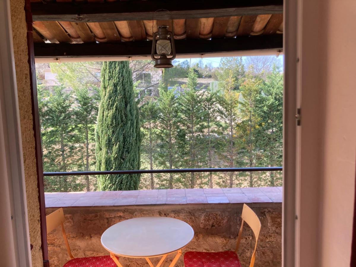 La Bastide De Mauragne - Gite Les Iris Apt Eksteriør billede